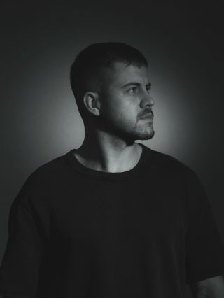 🔥 DJ KOBØV 🔥 Člen Semper production, náš brácha a parťák, který za mixem nechává celé svoje srdce ❤️‍🔥. Na scéně od...